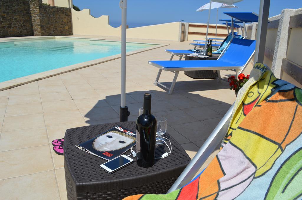 Agriturismo Finagliosu Palmadula Ngoại thất bức ảnh